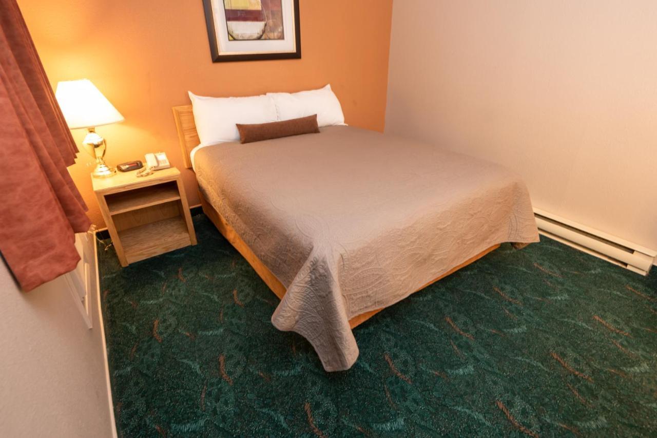 Keystone Motor Inn Brandon Dış mekan fotoğraf