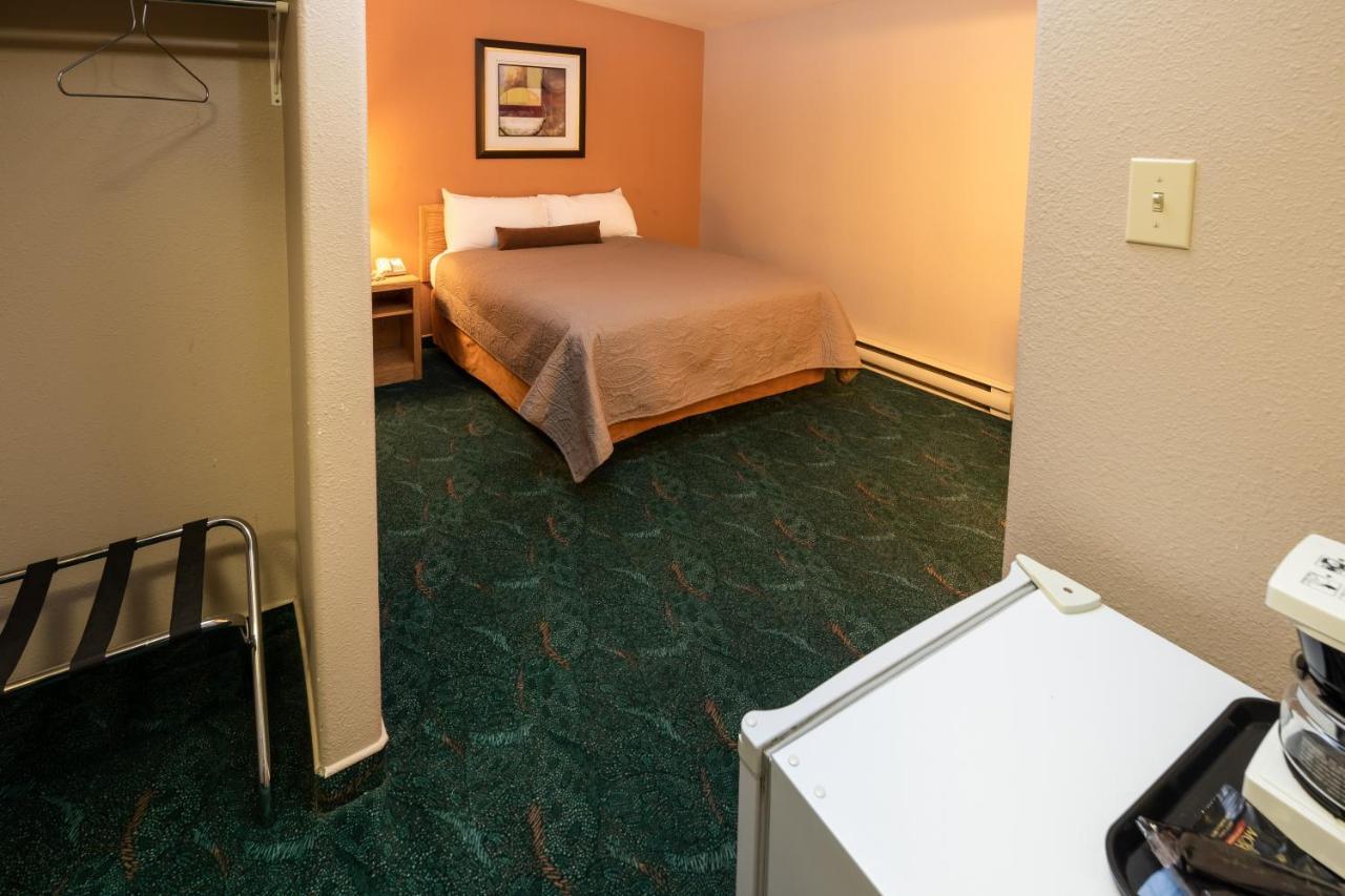 Keystone Motor Inn Brandon Dış mekan fotoğraf